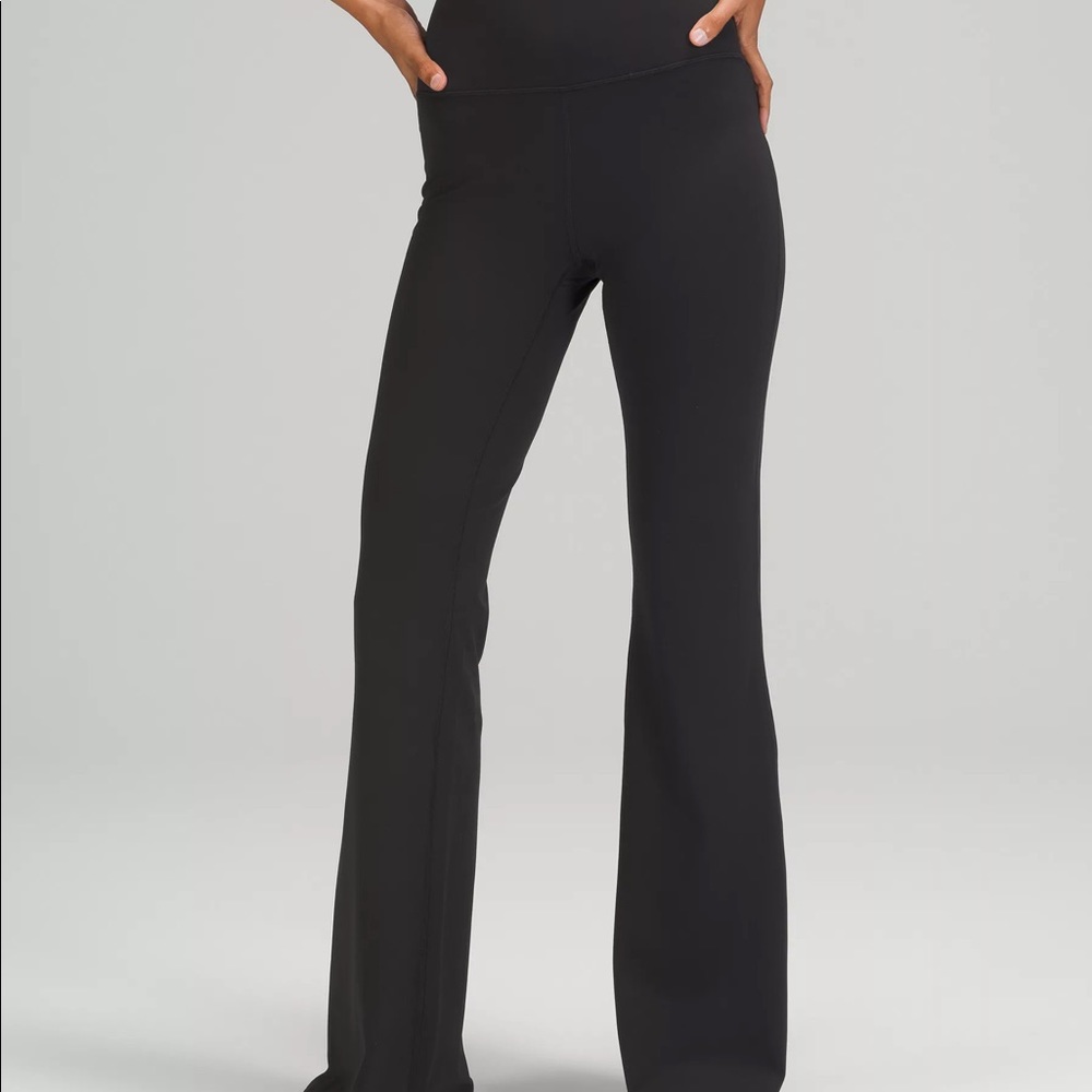 Lululemon Groove High-Wasted Flare Nulu pants